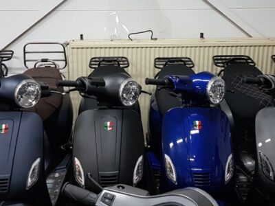 Volop keuze in scooters, o.a. de GTS Toscana Dynamic