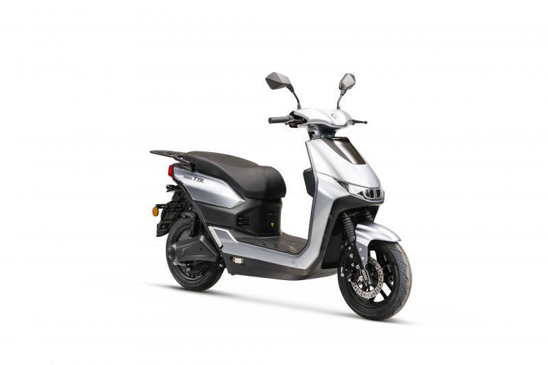 Yadea T9L Titanium Grey