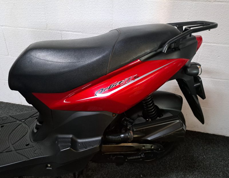 Rode Sym Orbit II bromscooter - Afbeelding 3