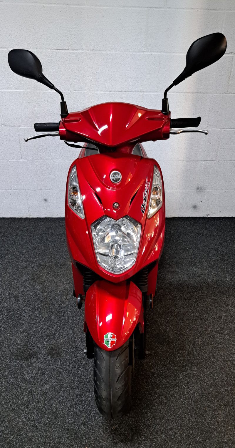 Rode Sym Orbit II bromscooter - Afbeelding 7