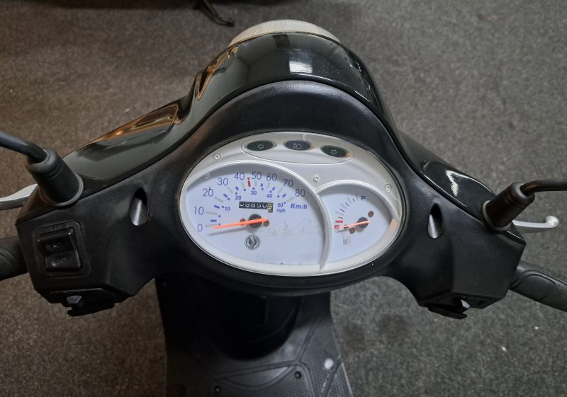 Sym Fiddle II bromscooter zwart - Afbeelding 8