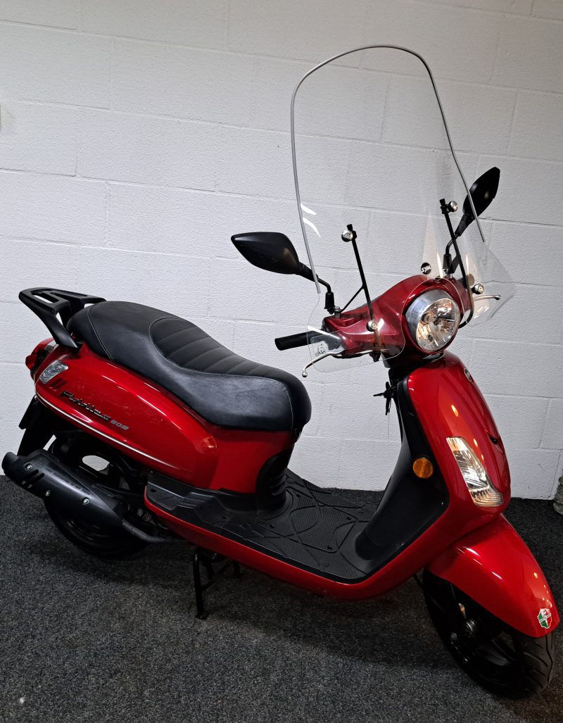 Rode Sym Fiddle II bromscooter - Afbeelding 9