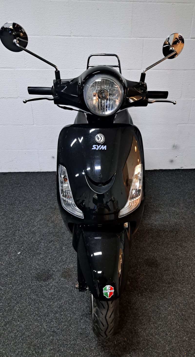 Sym Fiddle II zwarte bromscooter - Afbeelding 8
