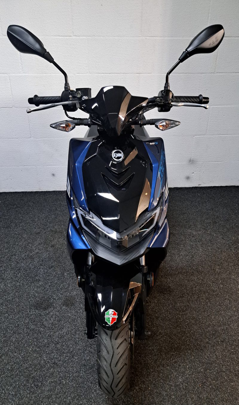 Blauwe Sym Jet 4 RX bromscooter - Afbeelding 6