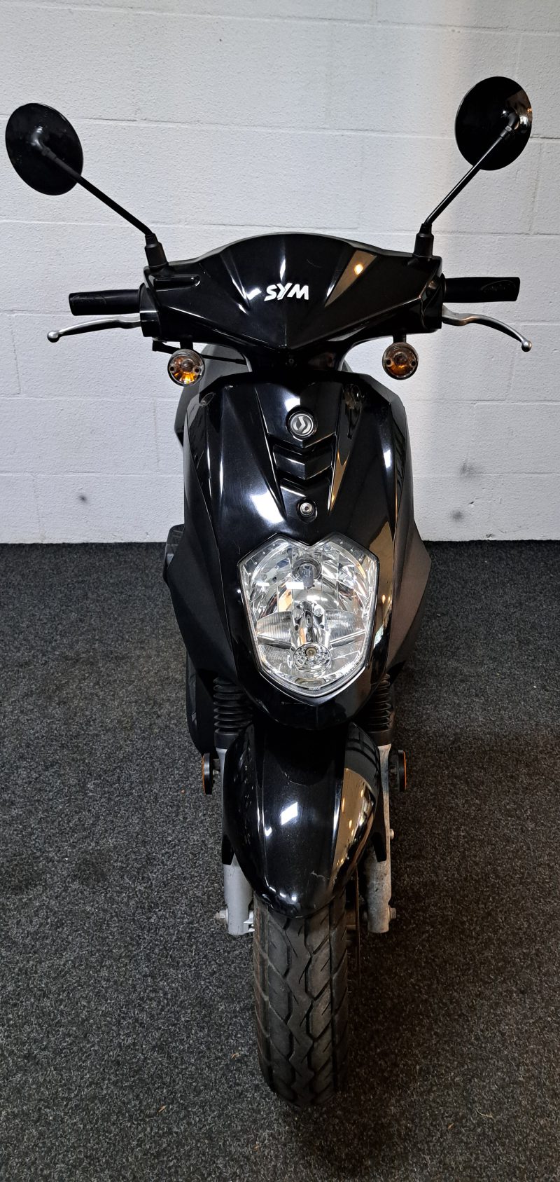 Zwarte Sym Orbit 50 snorscooter - Afbeelding 7
