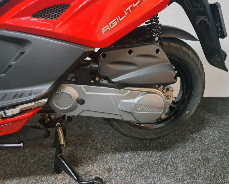 Kymco Agility 16+ bromscooter - Afbeelding 4
