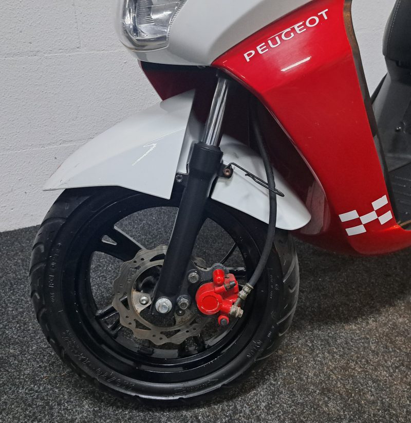 Peugeot Kisbee Sportline bromscooter - Afbeelding 2
