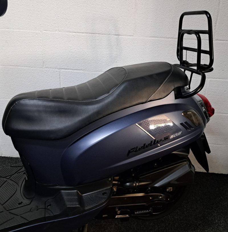 Sym Fiddle II bromscooter in de kleur Submarine Blue - Afbeelding 2