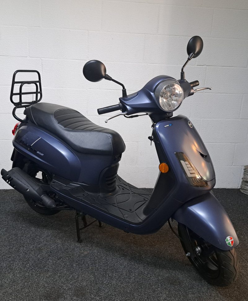 Sym Fiddle II bromscooter in de kleur Submarine Blue - Afbeelding 7