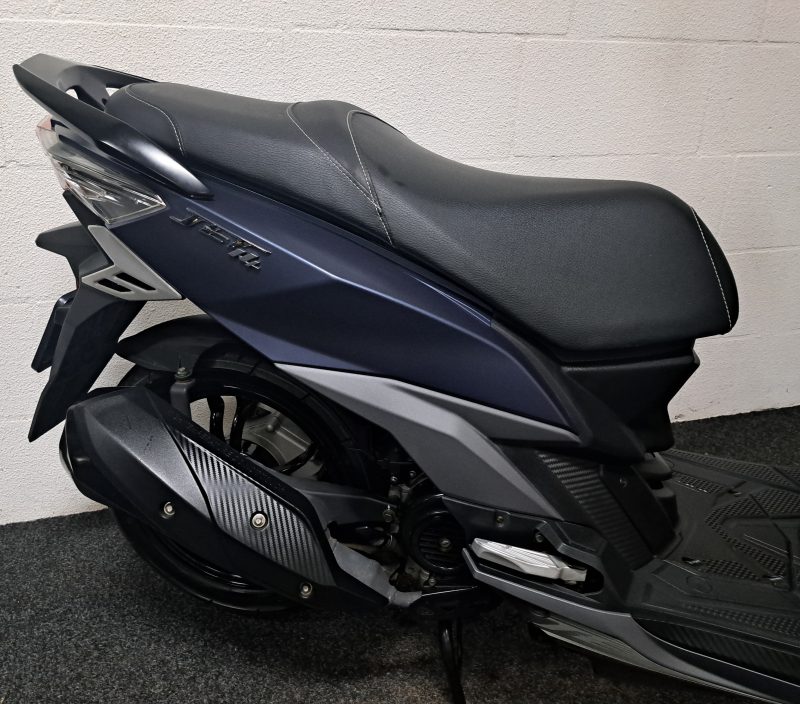 Sym Jet 14 bromscooter in de kleur Submarine Blue - Afbeelding 6