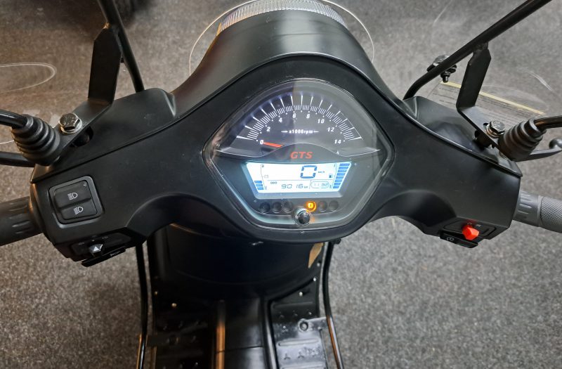 GTS Toscana Dynamic mat zwarte bromscooter - Afbeelding 8