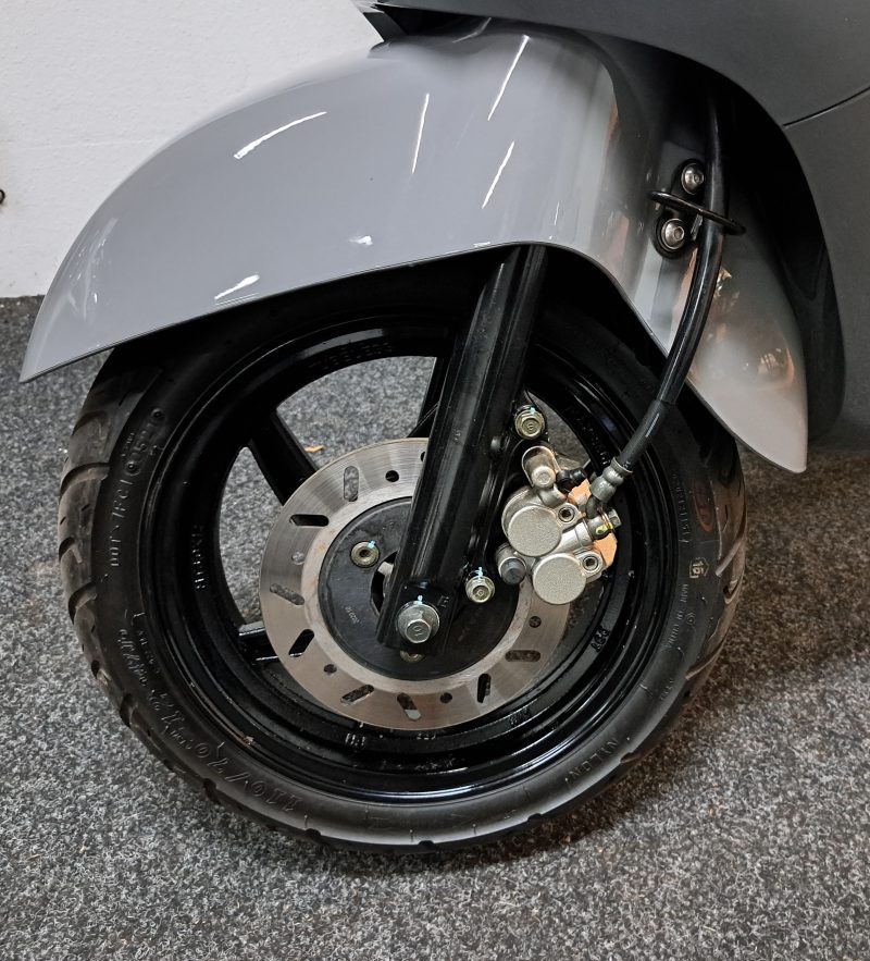 Sym Fiddle II bromscooter, Nardo Grey - Afbeelding 3