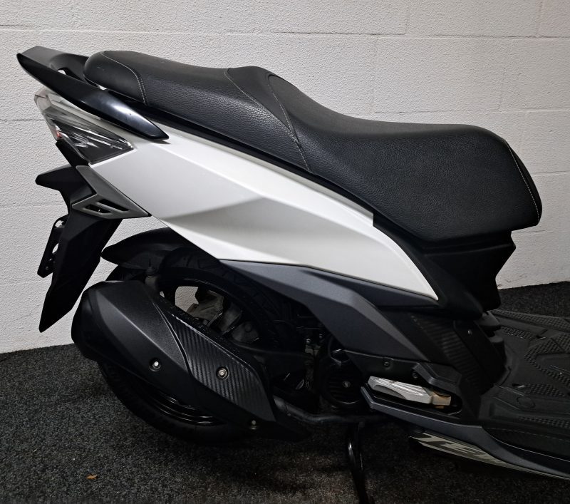 Sym Jet 14 witte bromscooter - Afbeelding 8