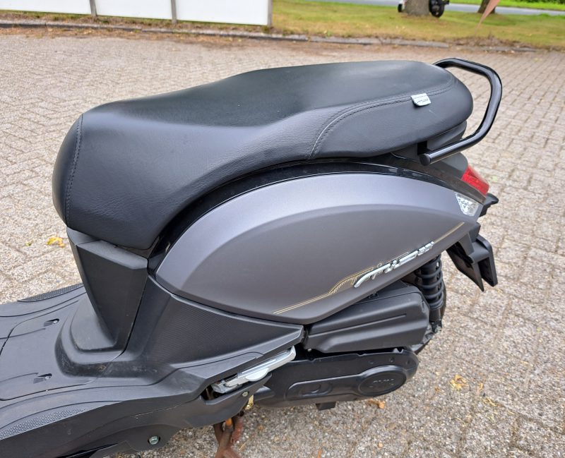 Sym Mio mat antaciet kleurige snorscooter - Afbeelding 2
