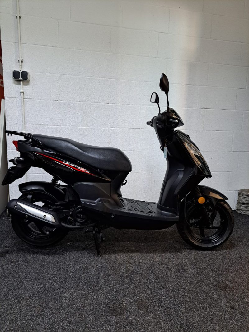 Zwarte Sym Orbit II bromscooter - Afbeelding 3