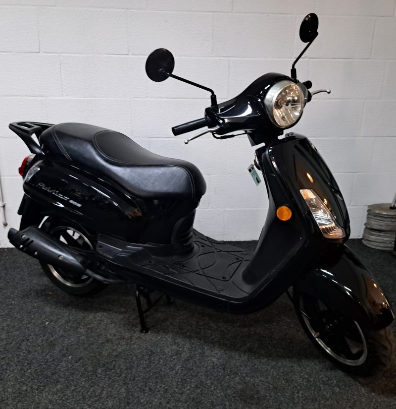 Zwarte Sym Fiddle II bromscooter - Afbeelding 8