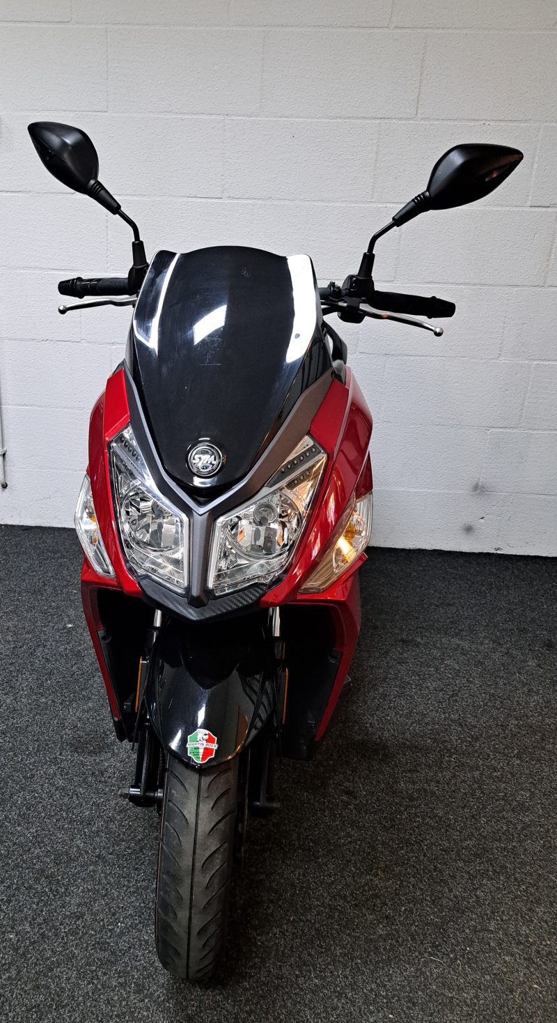 Rode Sym Jet 14 snorscooter - Afbeelding 7