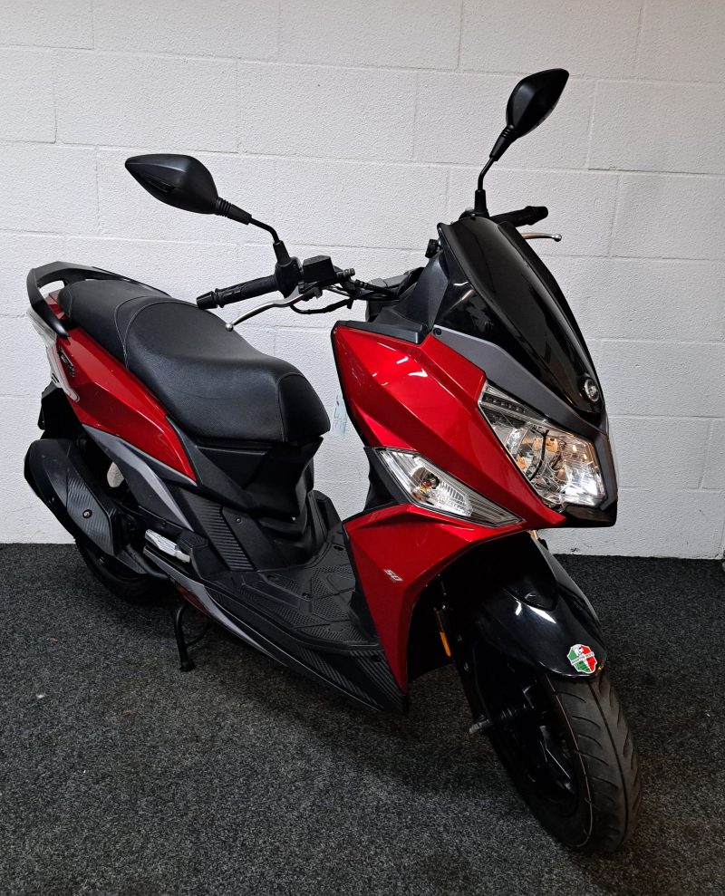 Rode Sym Jet 14 snorscooter - Afbeelding 8