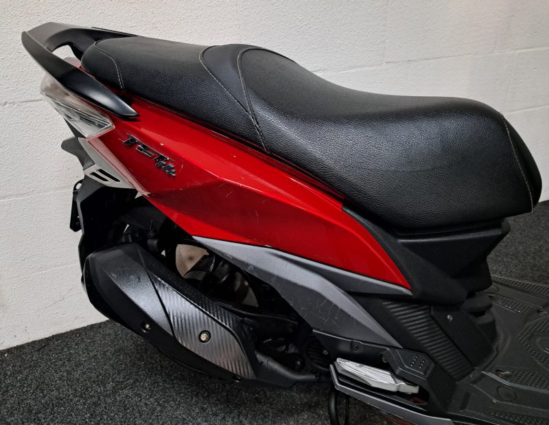 Rode Sym Jet 14 snorscooter - Afbeelding 9