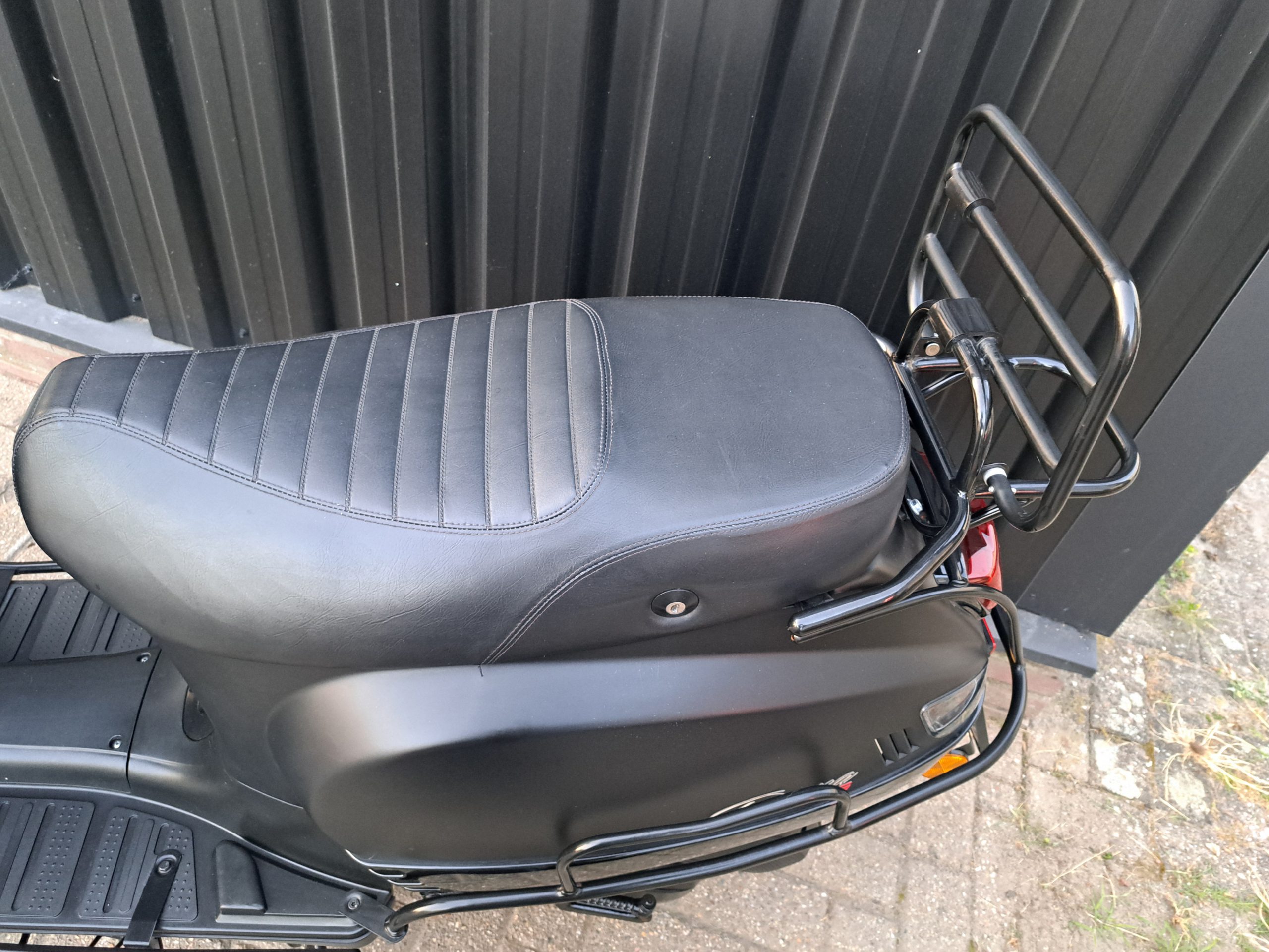 GTS Toscana Pure mat zwarte bromscooter - Afbeelding 4