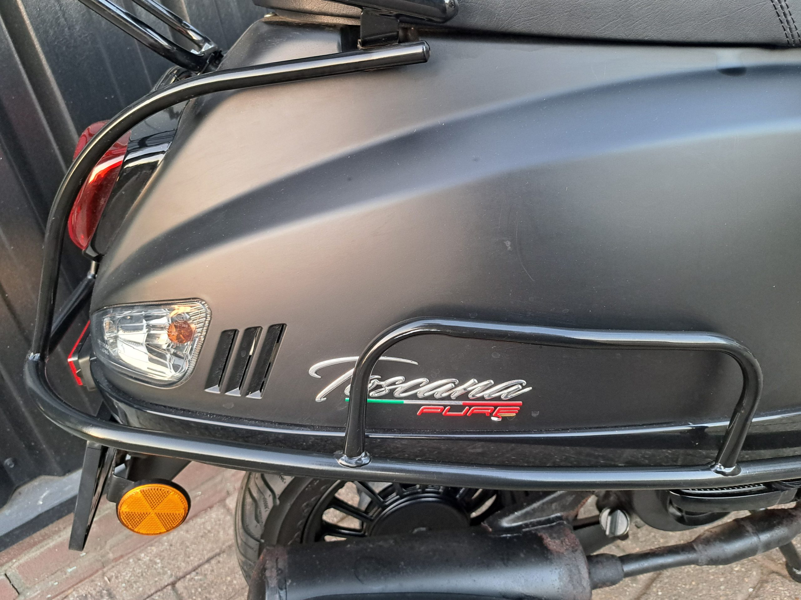GTS Toscana Pure mat zwarte bromscooter - Afbeelding 7