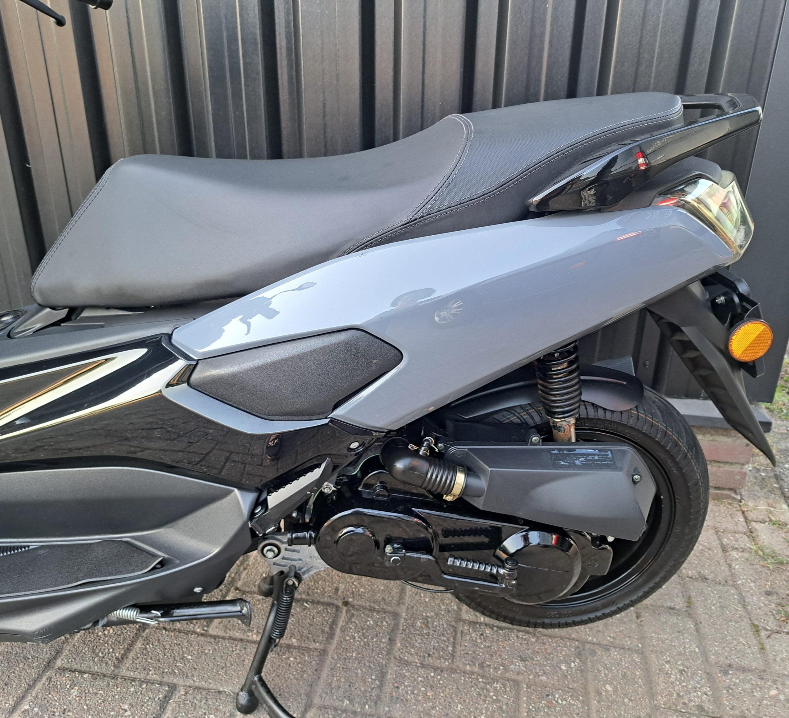 GTS Toscana Pure mat zwarte bromscooter - Afbeelding 13