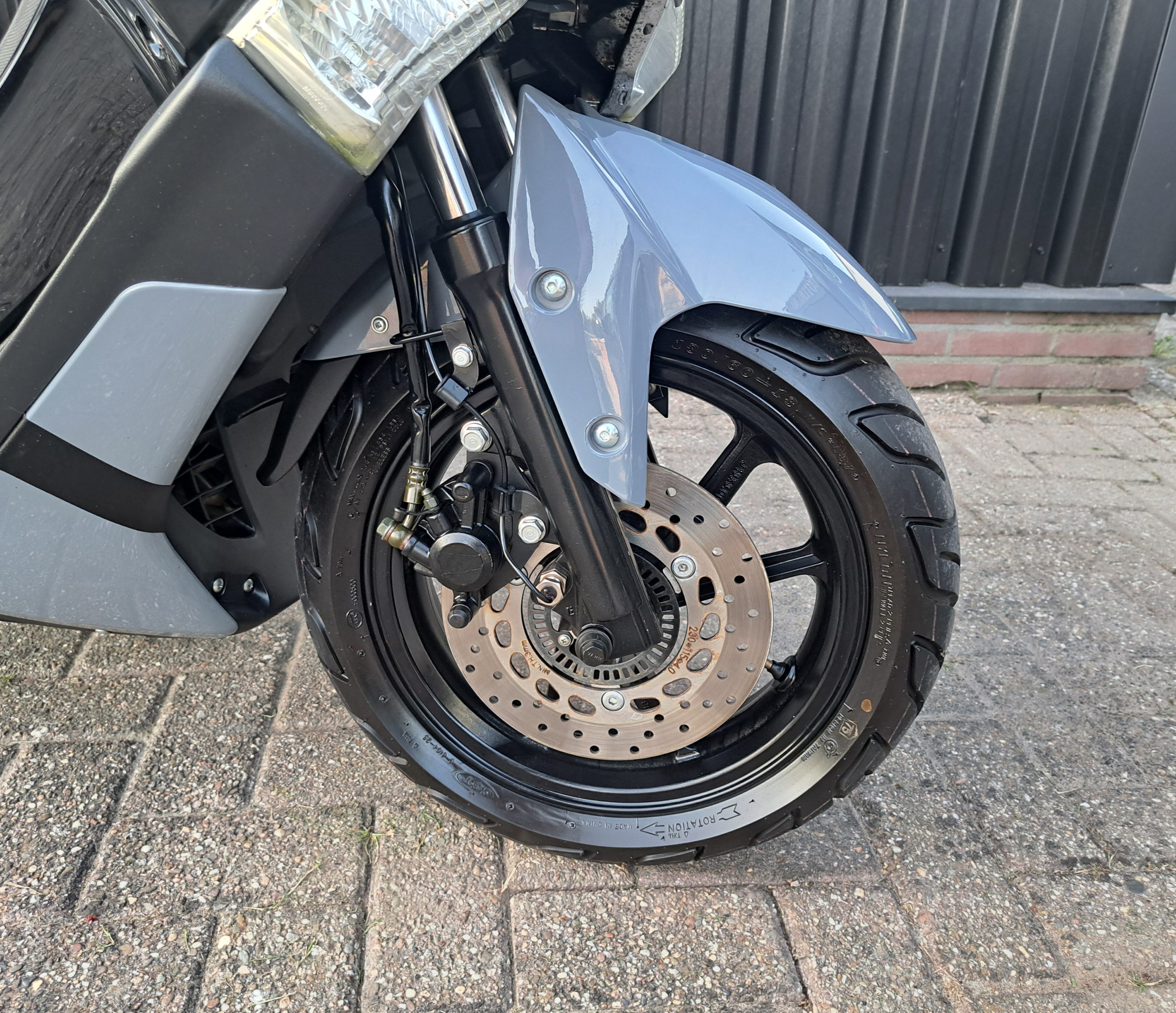GTS Toscana Pure mat zwarte bromscooter - Afbeelding 14