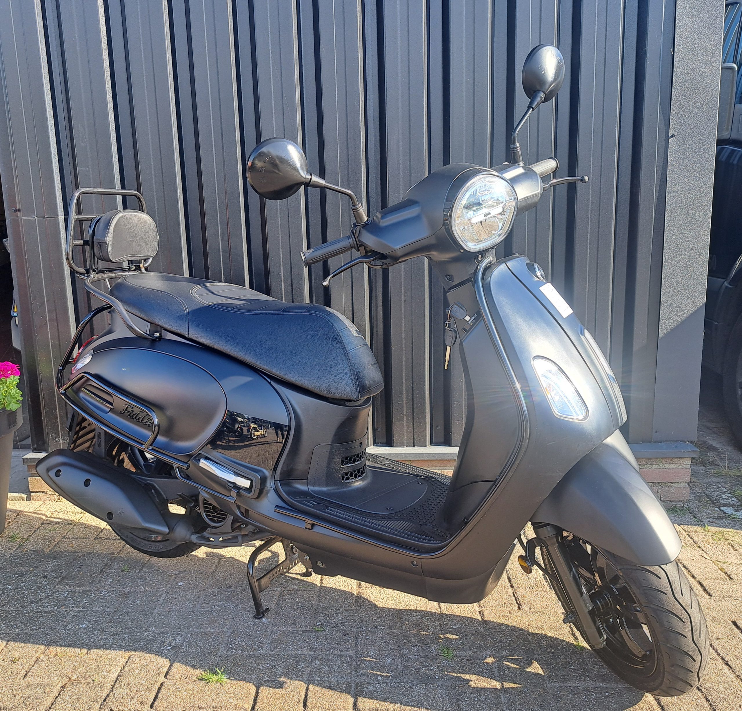 Sym Fiddle VI EFI bromscooter mat zwart - Afbeelding 7