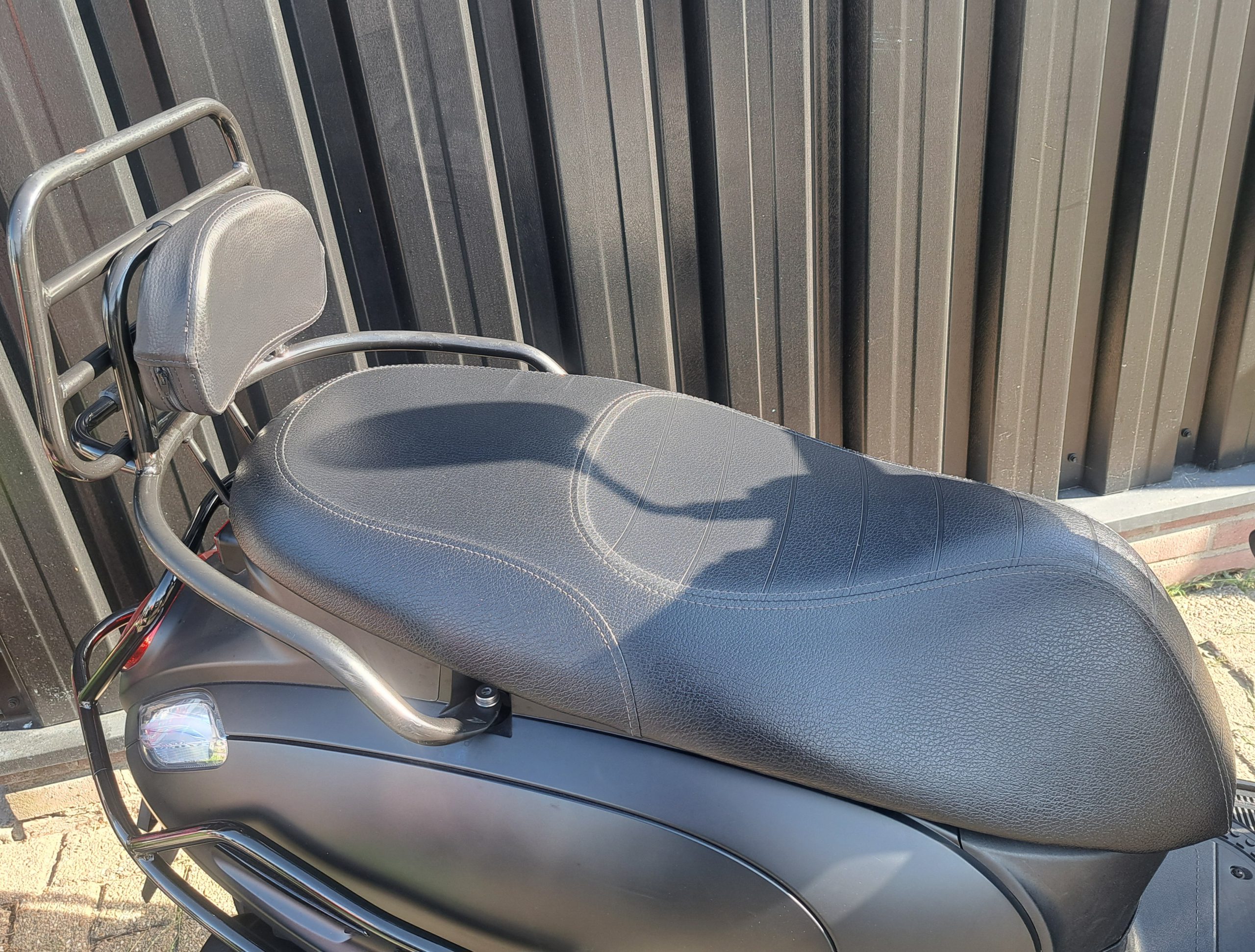 Sym Fiddle VI EFI bromscooter mat zwart - Afbeelding 9